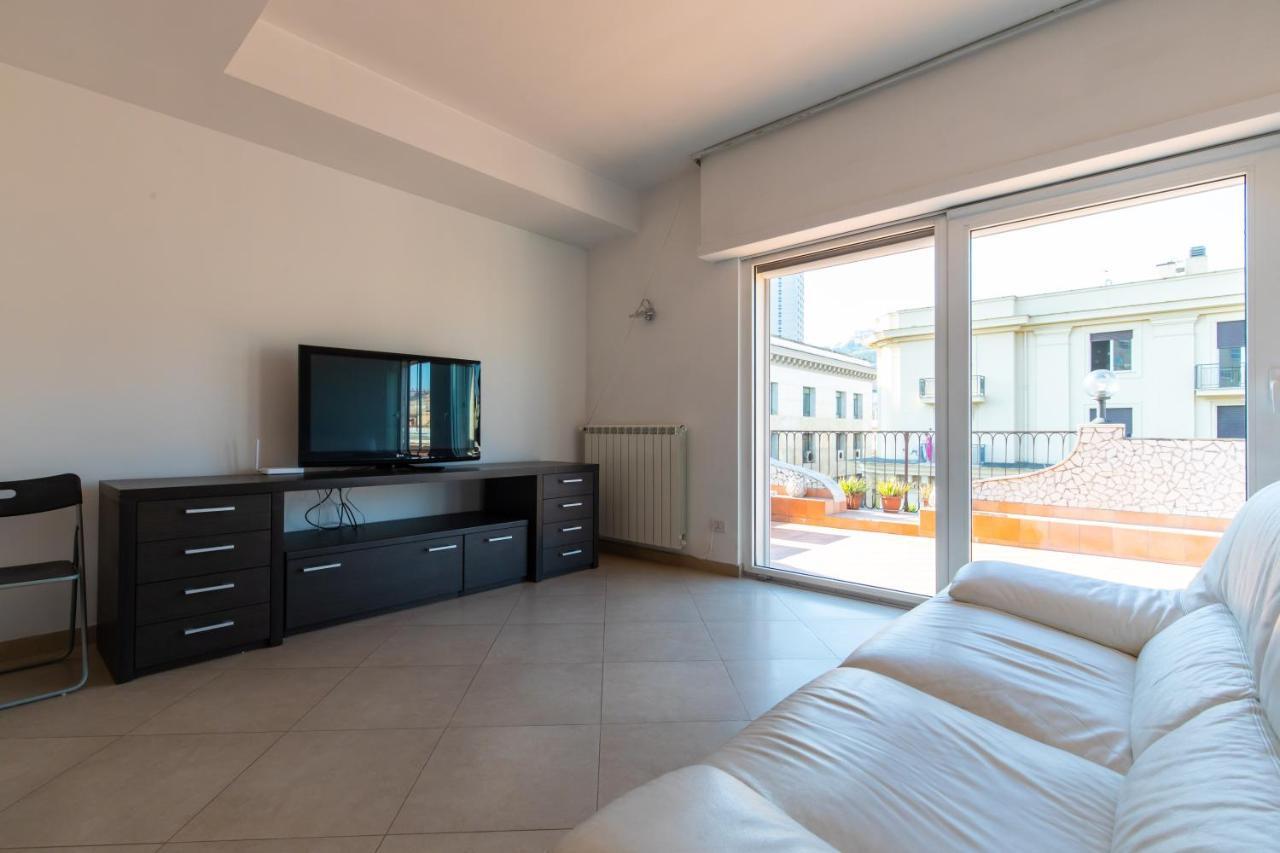 Mayfair Lifestyle Suites By Babylon Stay Nápoles Exterior foto